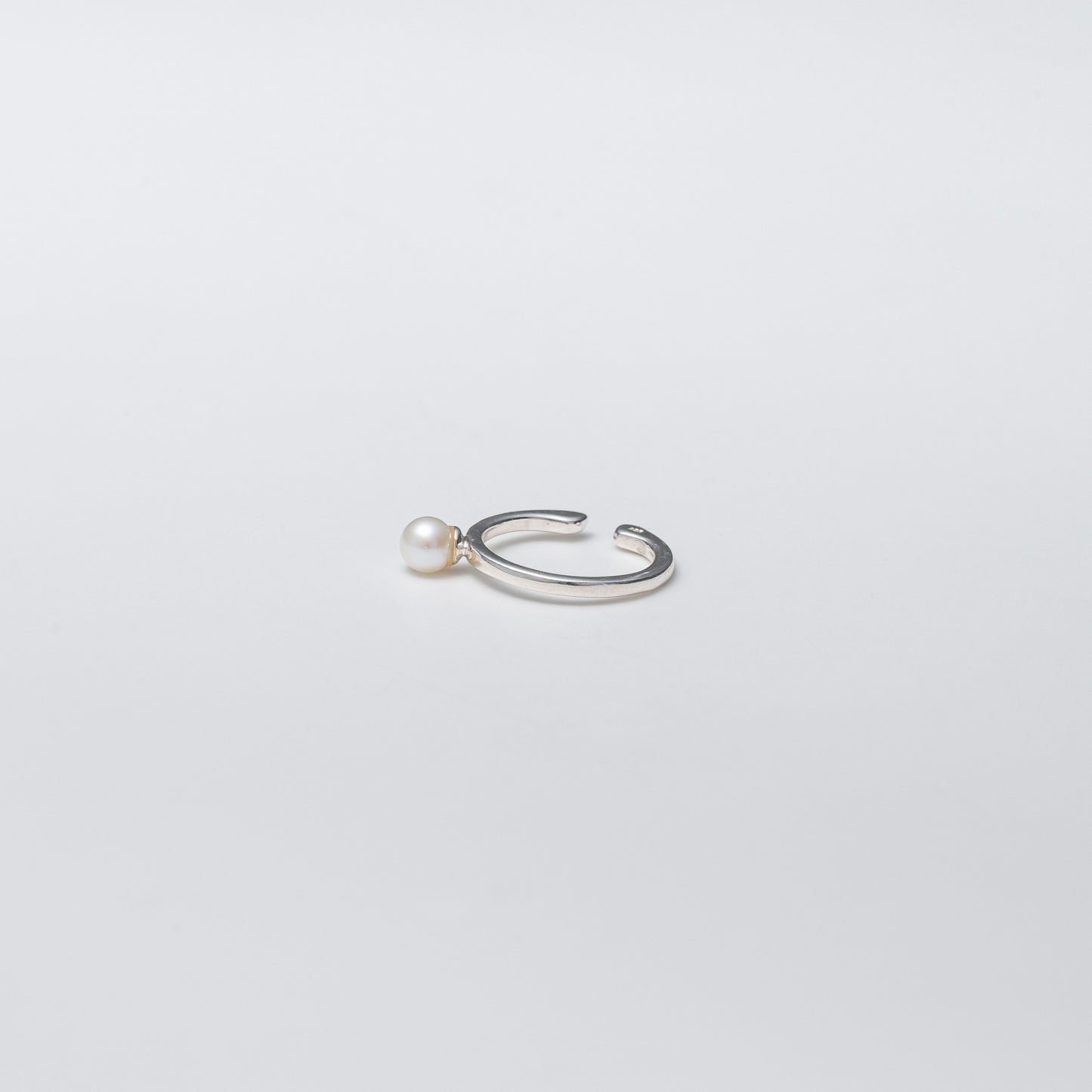ear cuff M 4mm / Silver